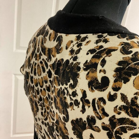 Diane Von Furstenberg  Animal Print A-Line Dress Short Sleeve Size 6 Brown - Picture 3 of 4